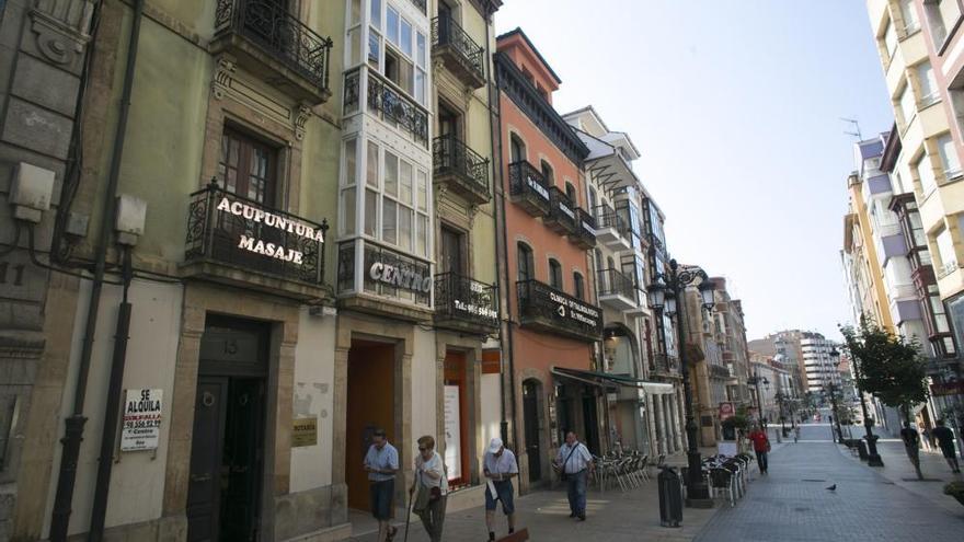 Inundación en un piso en Avilés