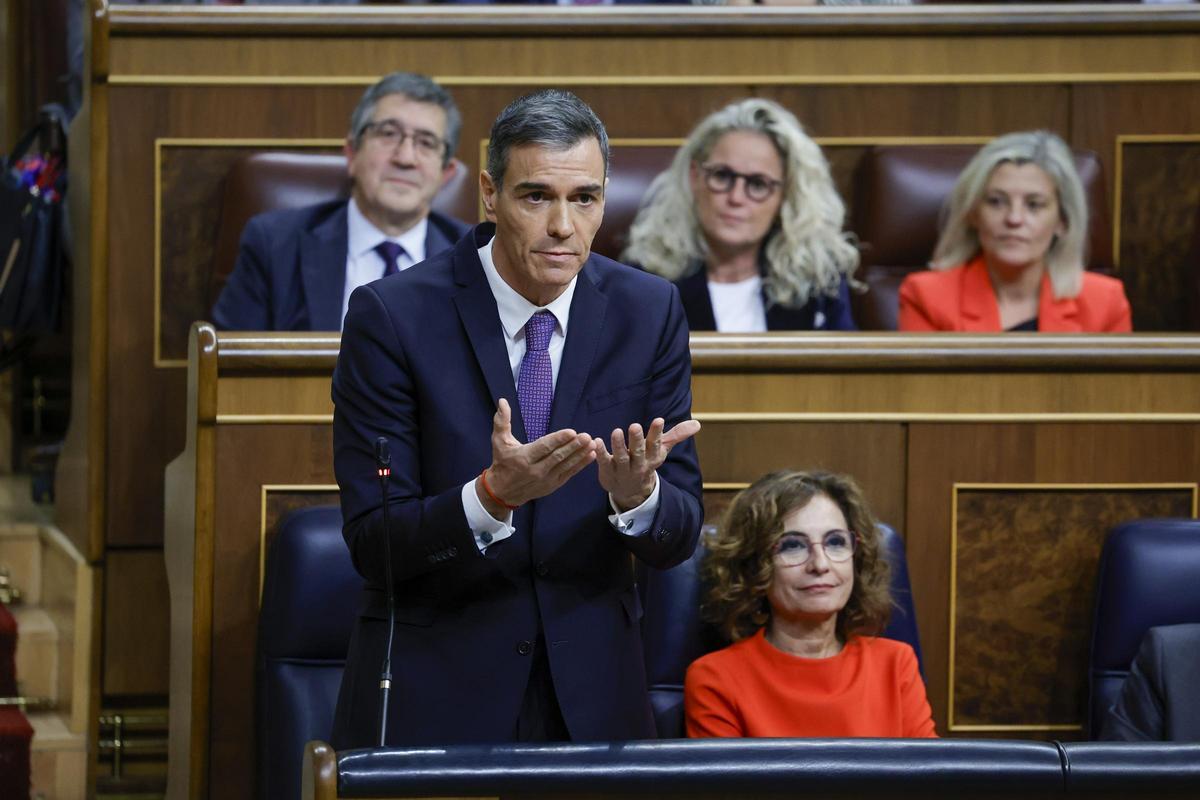 Sánchez destaca que la mitad de los autónomos paga cuotas un 26 % inferiores a las de 2018