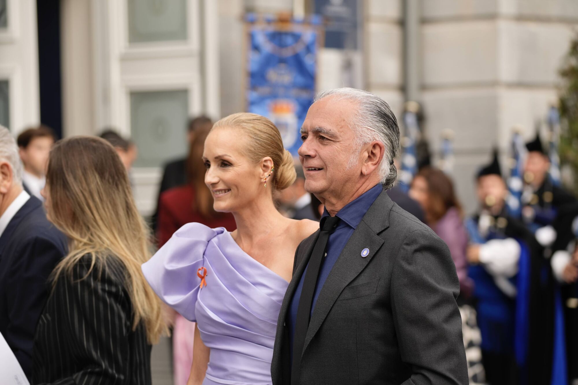 Así fue la llegada de los invitados a los premios "Princesa de Asturias" y su paso por la alfombra azul