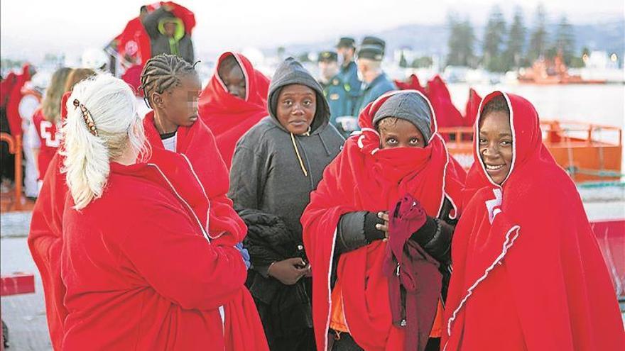 Rescatados 127 inmigrantes por el buque ‘cantabria’