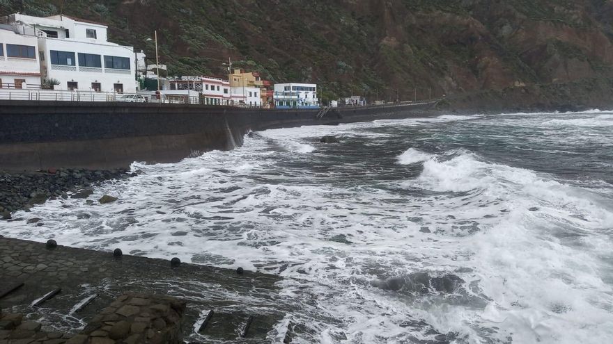 The yellow warning for coastal phenomena is extended to Saturday in Gran Canaria and Tenerife