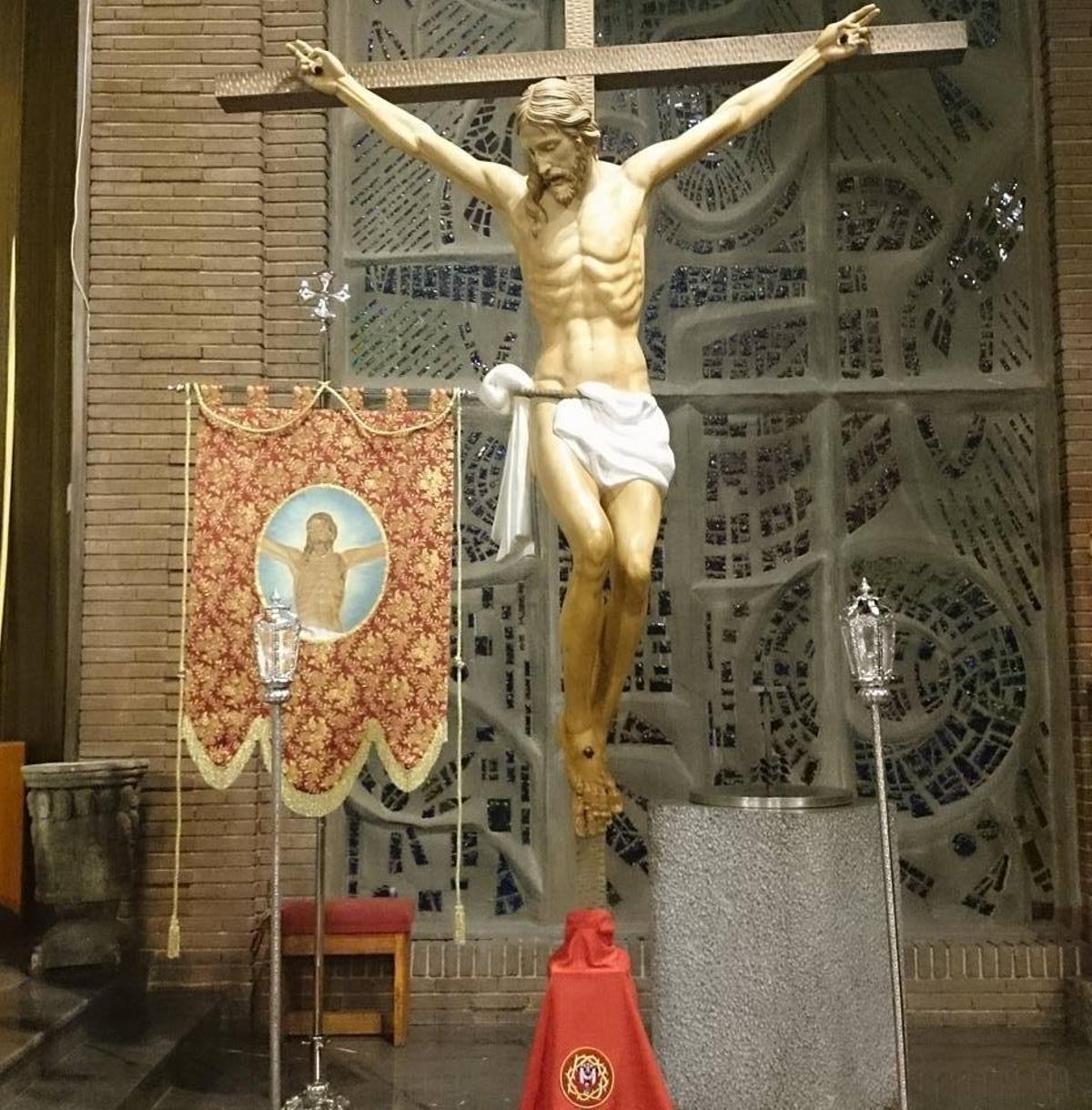 El Cristo del Camino en su templo de Arganzuela antes de salir el Lunes Santo
