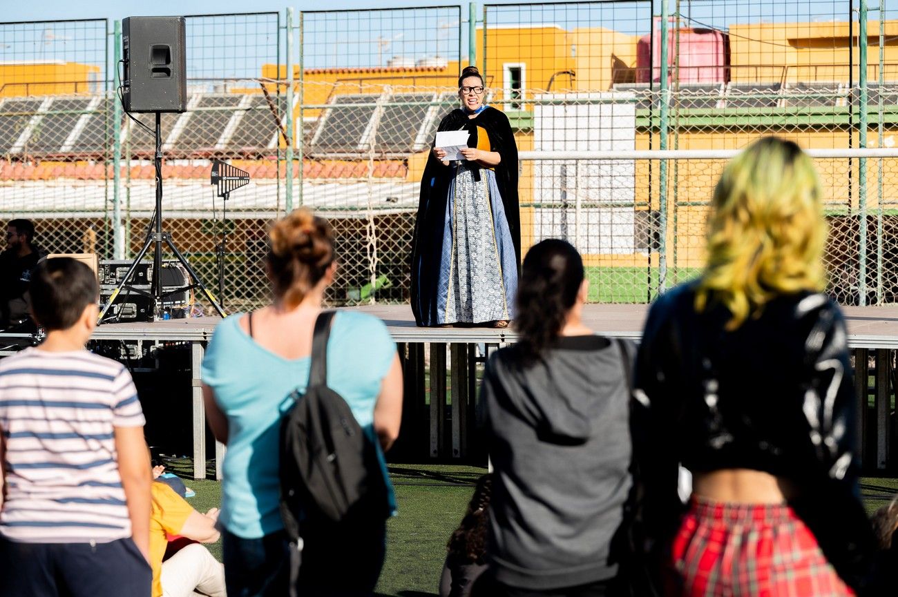 Miles de personas llenan de ilusión el Estadio de Barrial en la llegada de los Reyes Magos