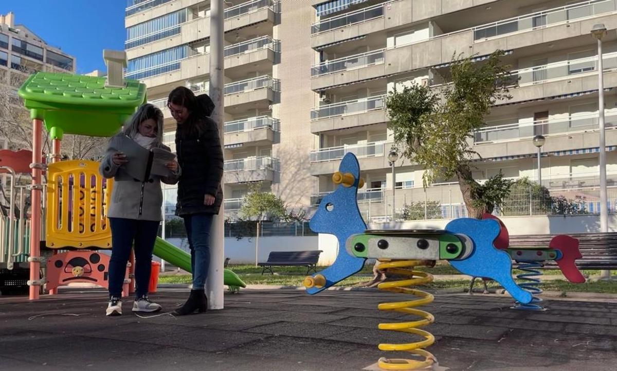 Un área de juegos de la zona próxima al campo de fútbol.