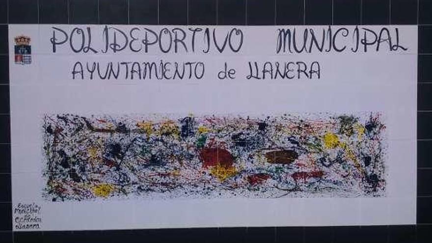 Un mural recibe a los deportistas en Lugo