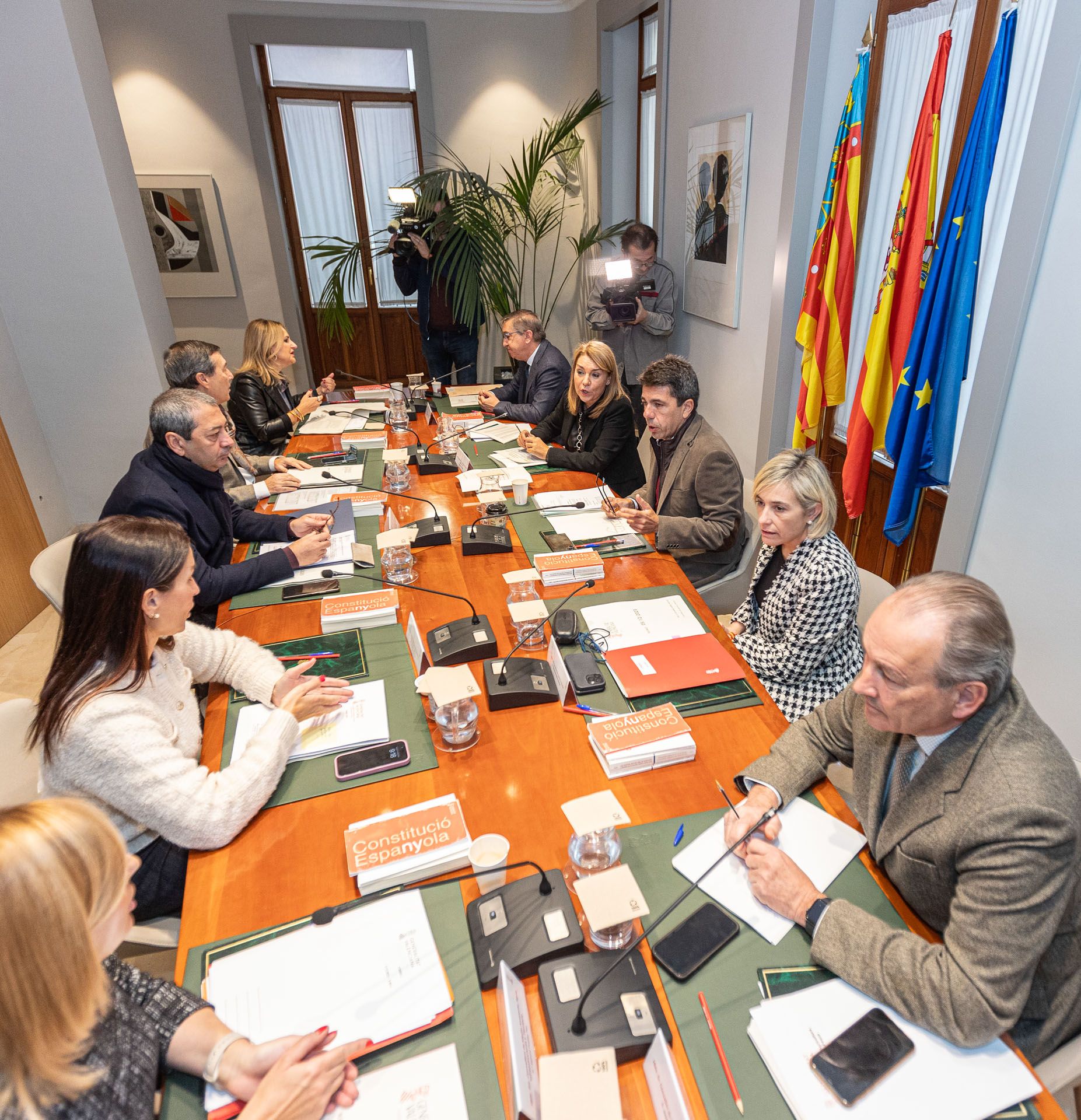 Mazón preside la reunión del Consell en Alicante