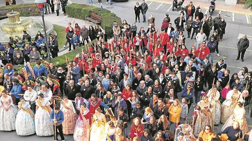 Polémico inicio festivo por el plante de 4 fallas tras la Crida en la Vall