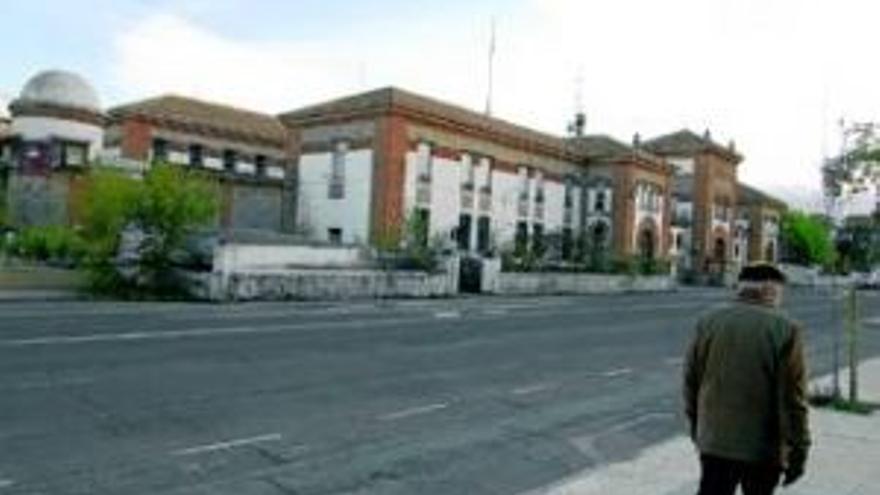 El Ministerio de Interior devuelve la cárcel vieja al Ayuntamiento de Cáceres tras diez años cerrada