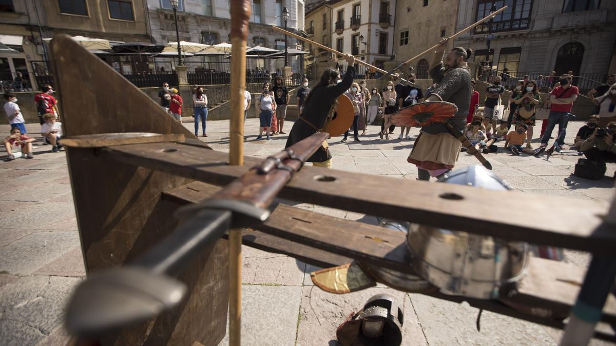 Escenificación de la vida militar del reino de Asturias