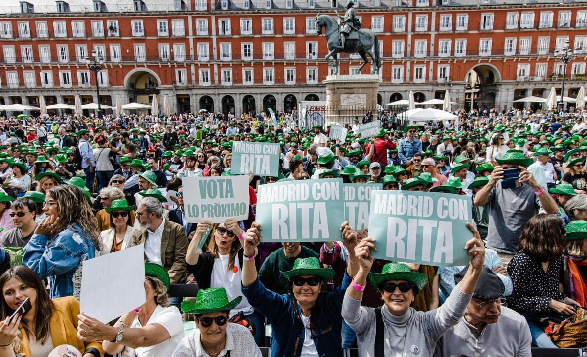 Acto de campaña de Más Madrid en la plaza Mayor