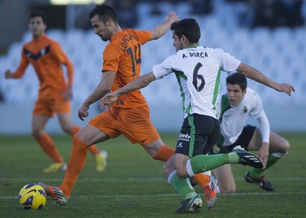 El Córdoba vence a domicilio al Racing