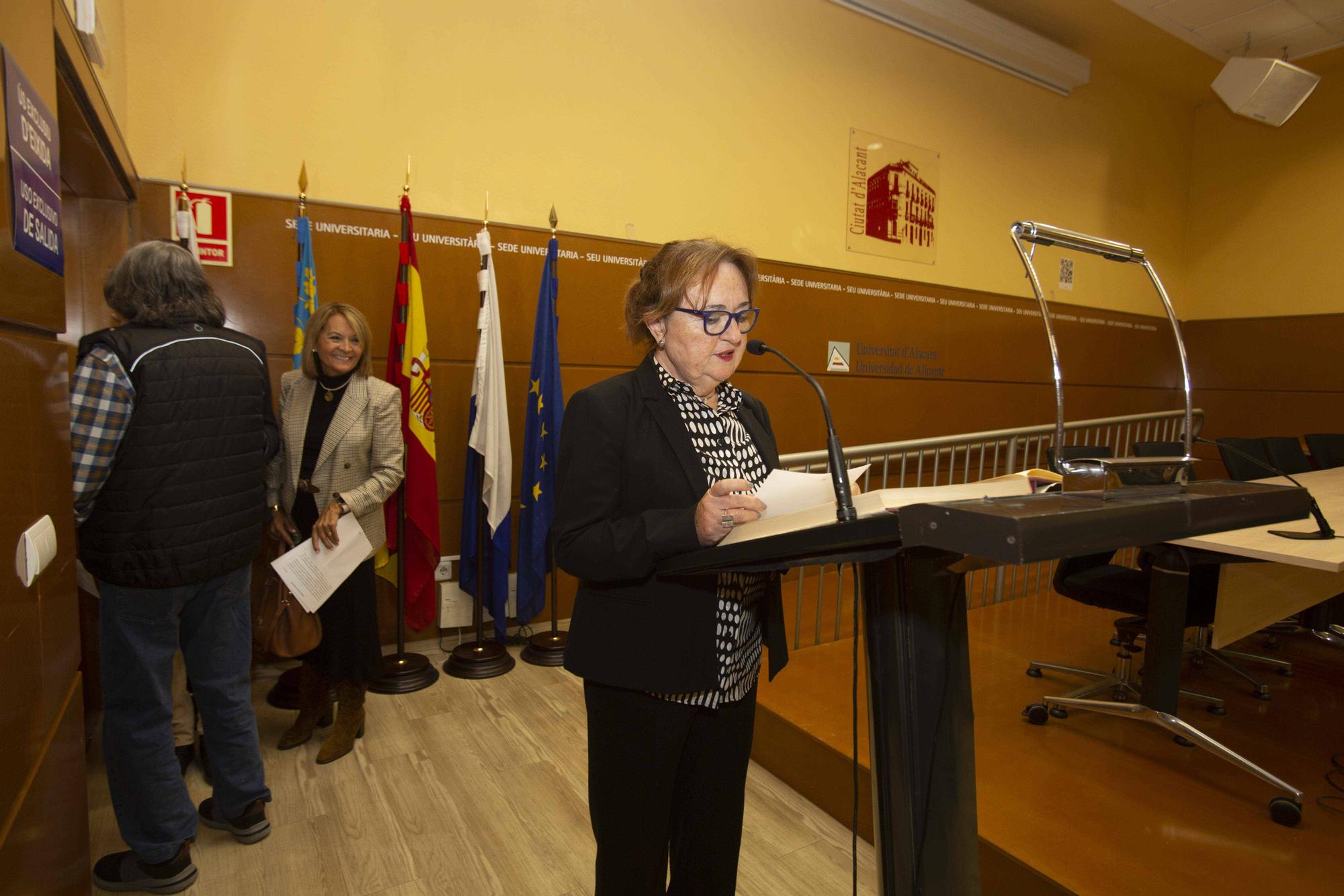 20 años de lectura de la Constitución en la sede de la UA