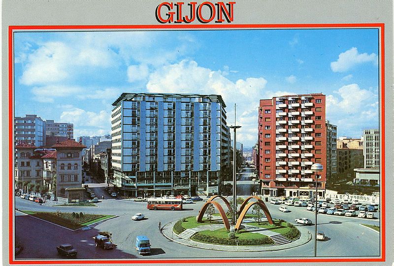 La evolución de Gijón a través de las postales