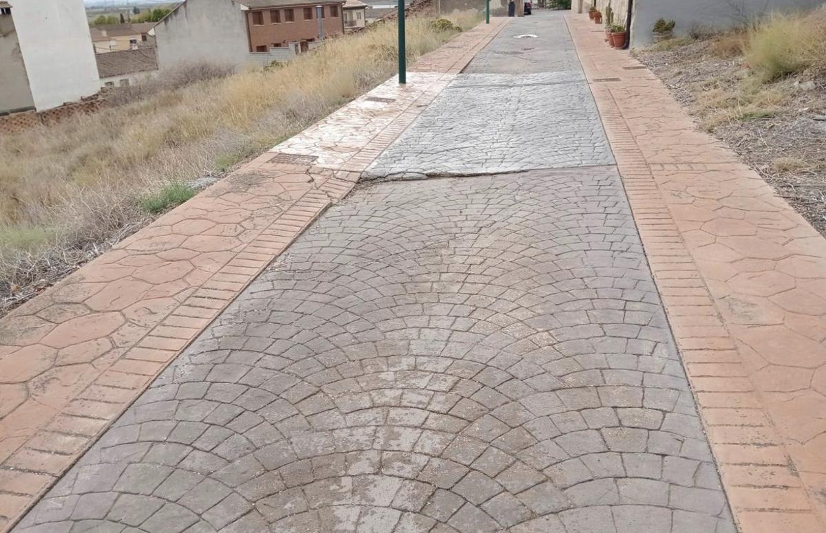 Se llevará a cabo la renovación del pavimento y la consolidación de laderas.