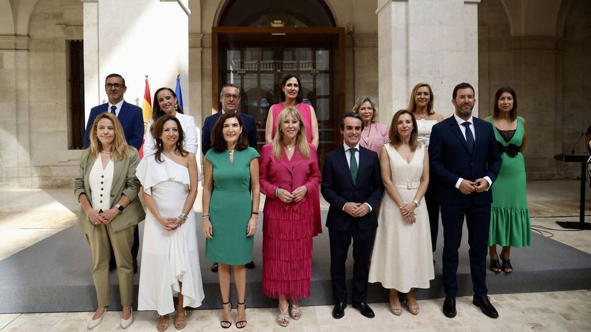 MLG 31-07-2026.-La vicepresidenta tercera, consejera de Economía, Hacienda, Fondos Europeos, y portavoz del Gobierno andaluz, Carolina España, preside, junto a la delegada del Gobierno en Málaga, Patricia Navarro, el acto de toma de posesión de los delegados territoriales de la Junta de Andalucía en la provincia. Al acto asisten también la consejera de Empleo, Empresa y Trabajo Autónomo de la Junta, Rocío Blanco, y el consejero de Fomento y Movilidad, Mario Muñoz