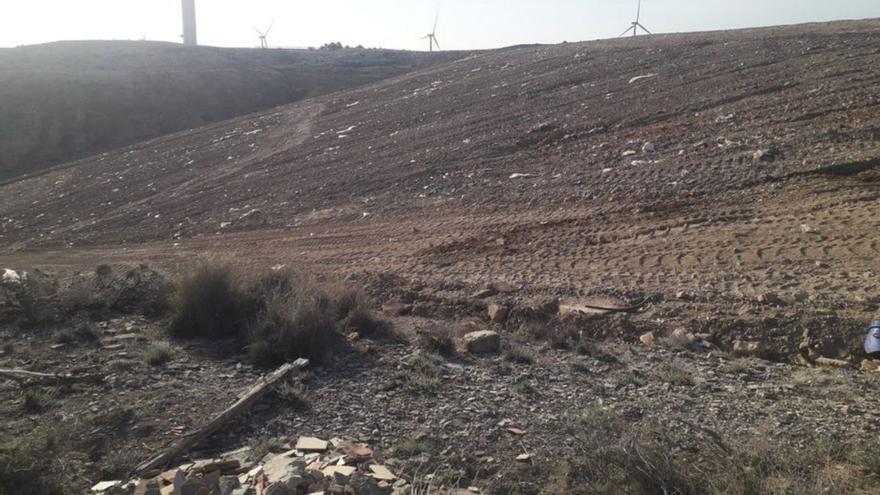 Después del sellado de la escombrera, la zona será reforestada. |