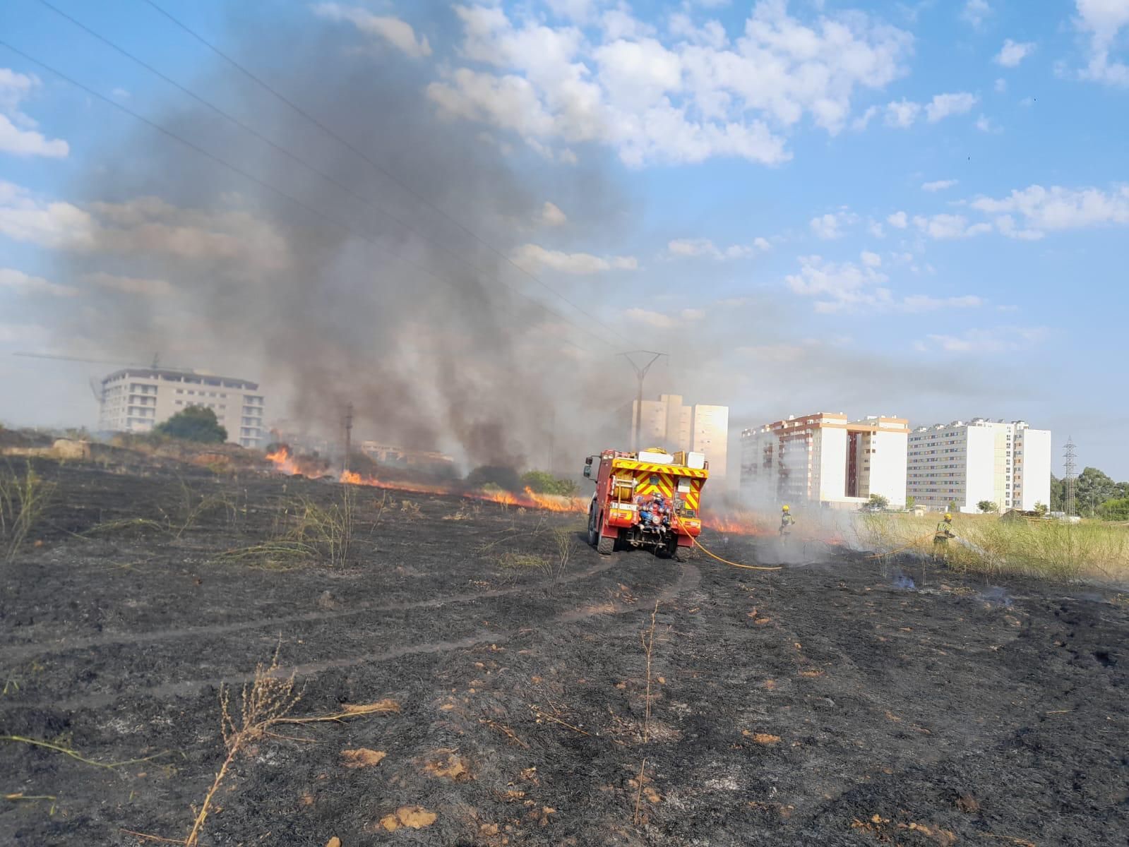 Así ha sido el incendio propagado en El Junquillo esta madrugada