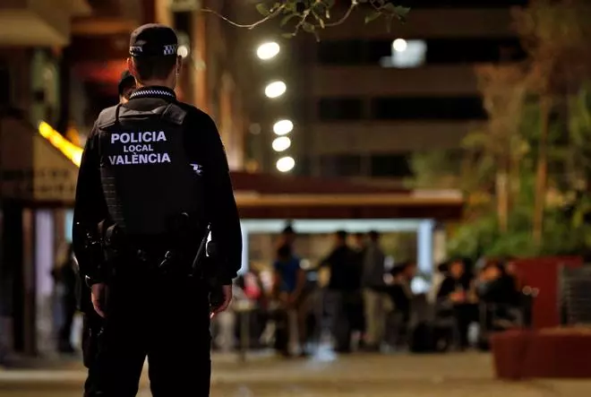 Puig espera una "desescalada prudente y robusta" después de Fallas