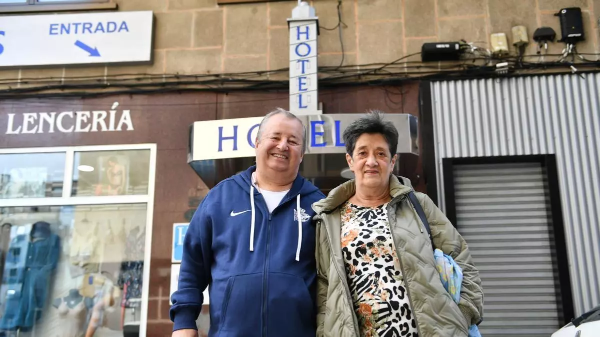 José e Inés, el matrimonio que regentó un hotel en A Coruña durante 45 años: "Hubo una etapa en la que estábamos allí las 24 horas"