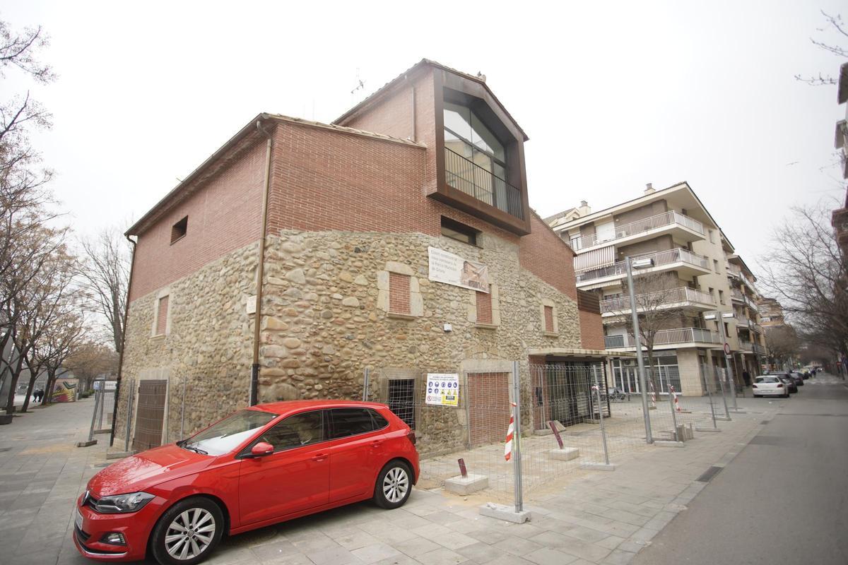Les imatges de les obres d’adequació de la nova comissaria de Santa Eugènia