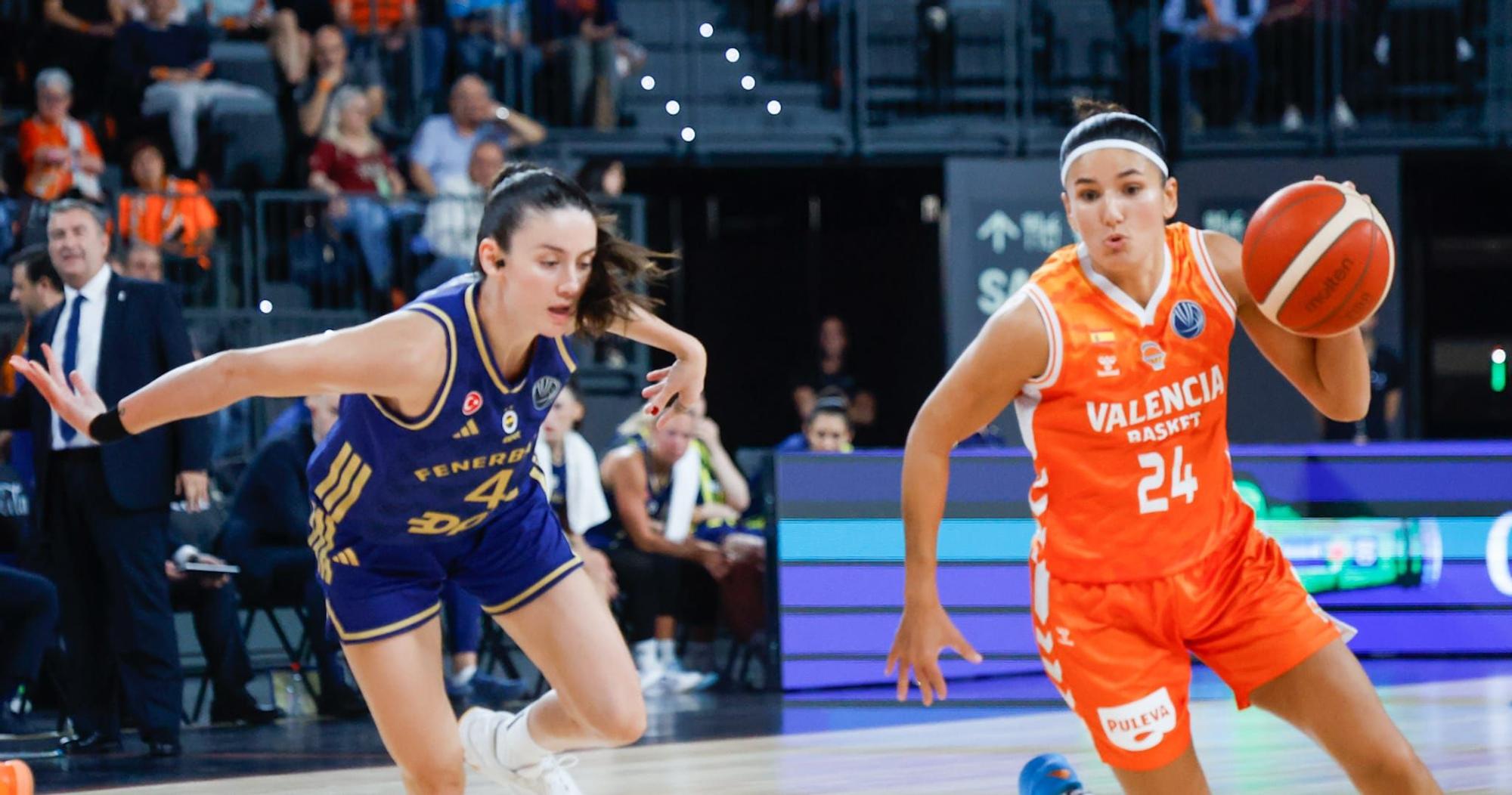 Todas las fotos del Valencia Basket contra el Fenerbahce de Euroliga femenina