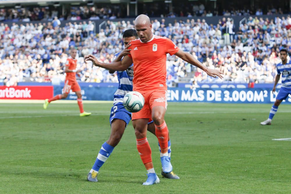 El partido entre el Deportivo de La Coruña y el Real Oviedo, en imágenes
