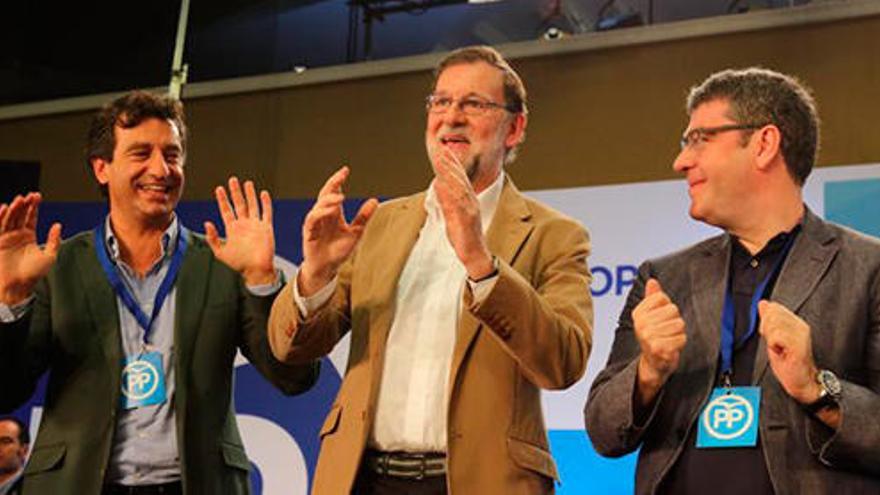 Pacto, Pi y Ciudadanos cargan contra Rajoy por no anunciar el descuento del 75%