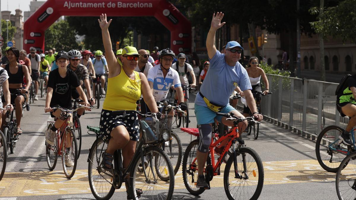 Barcelona 19/06/2022 Bicicletada Festa de la bicicleta Fotografía de Ferran Nadeu