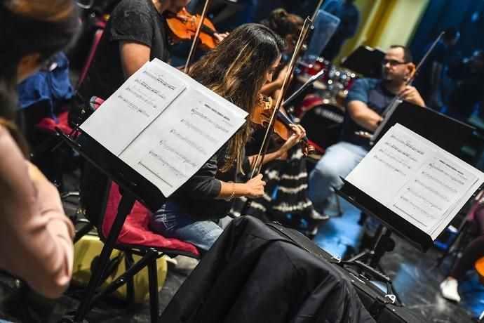 13-11-19 GENTE Y CULTURA. TEATRO DE LAS CULTURAS . CRUCE DE ARINAGA, ARGUIMES. Música. Reportaje con los protagonistas de 'México Sinfónico'. Fotos: Juan Castro.  | 13/11/2019 | Fotógrafo: Juan Carlos Castro