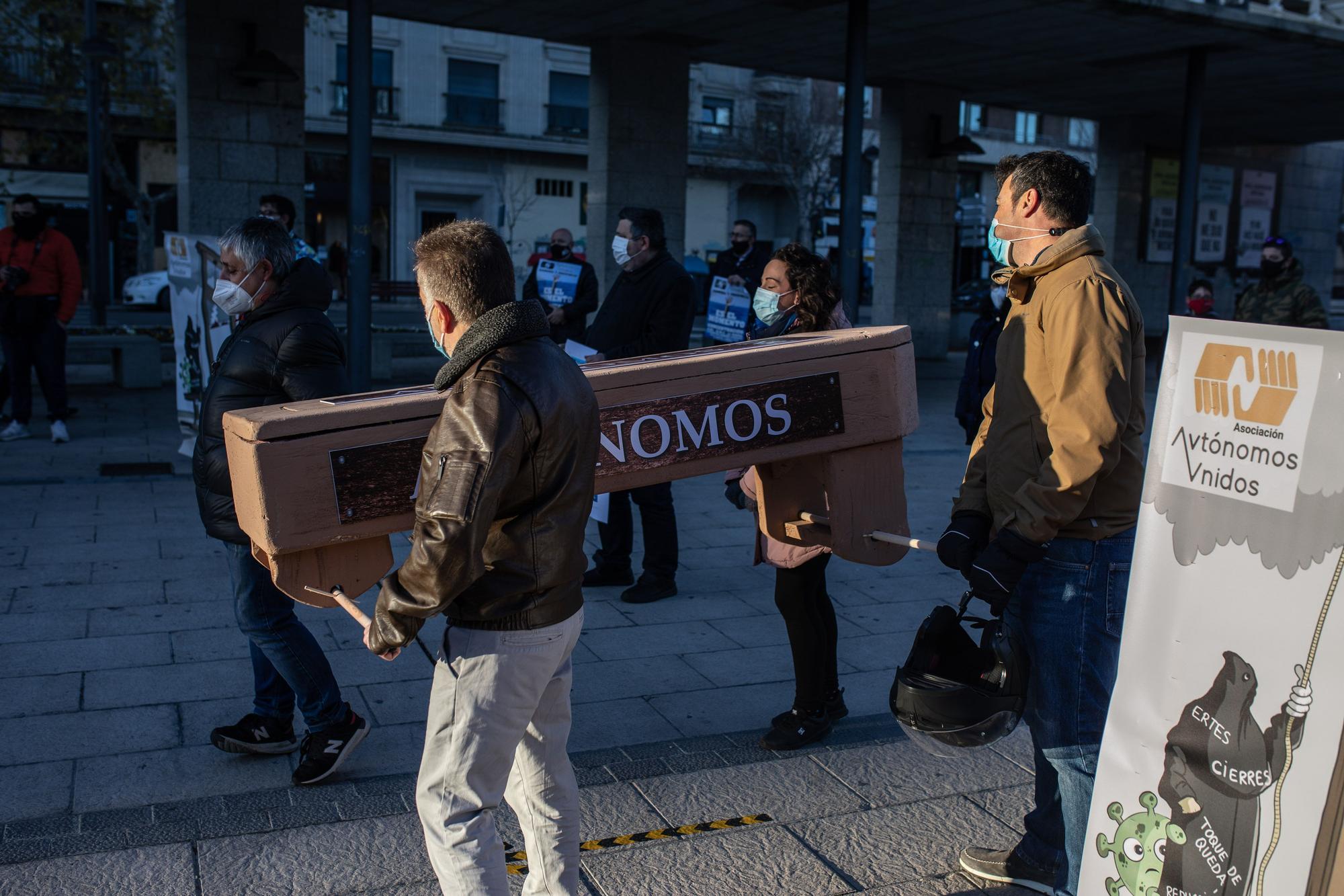 Los autónomos de Zamora se anticipan a su "funeral"