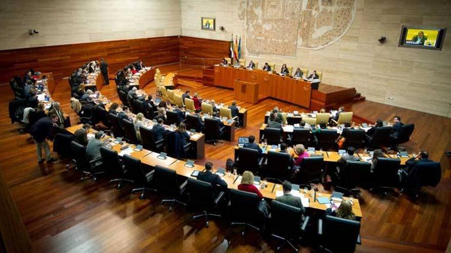 Extremadura avanza en la ley del Gobierno Abierto que impondrá la transparencia en la gestión de la administración