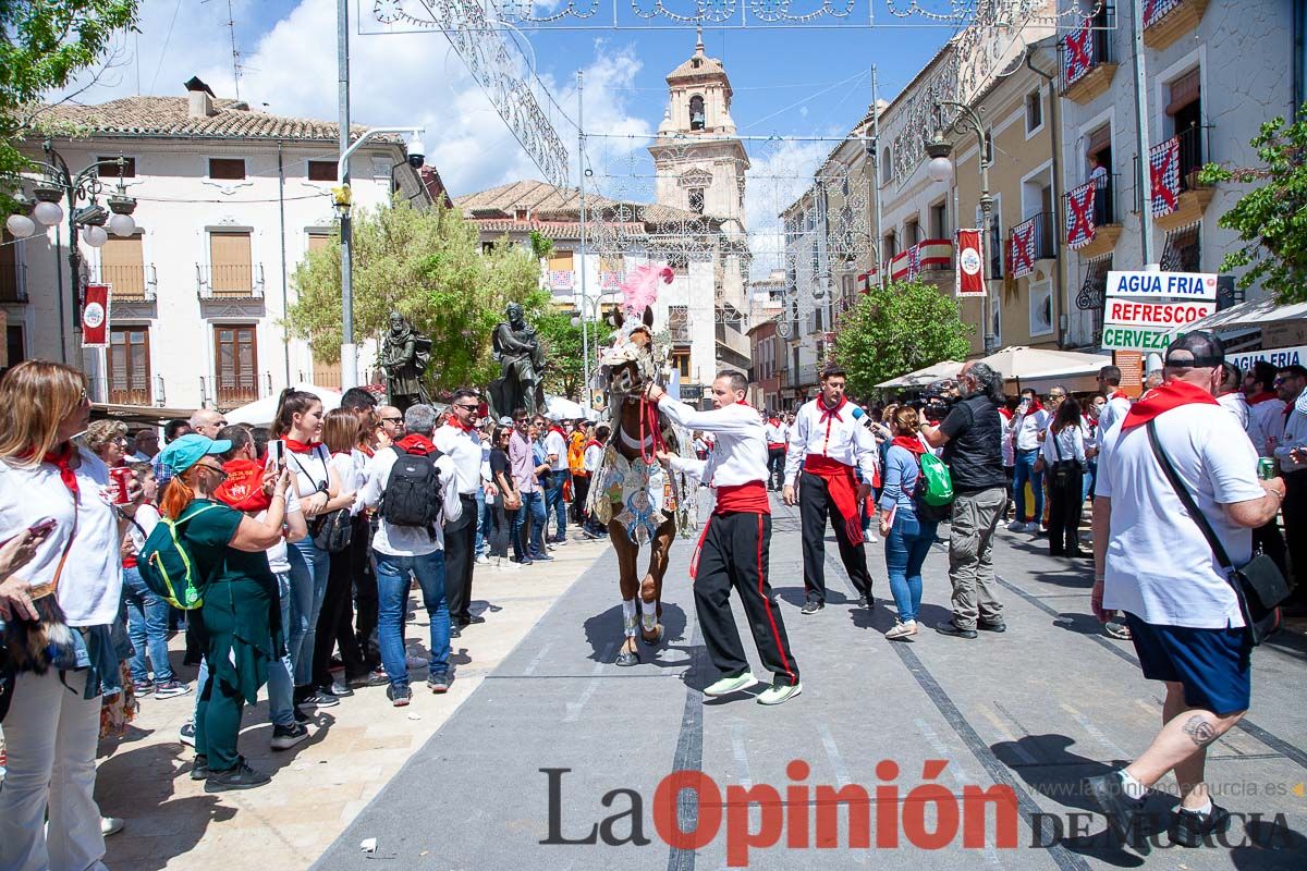 Recorrido Caballos del Vino día dos de mayo en Caravaca