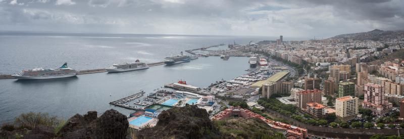 Cinco grandes cruceros coinciden en Tenerife