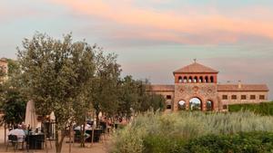 En Celler Perelada, el eclipse se podrá ver entre jardines y viñedos.