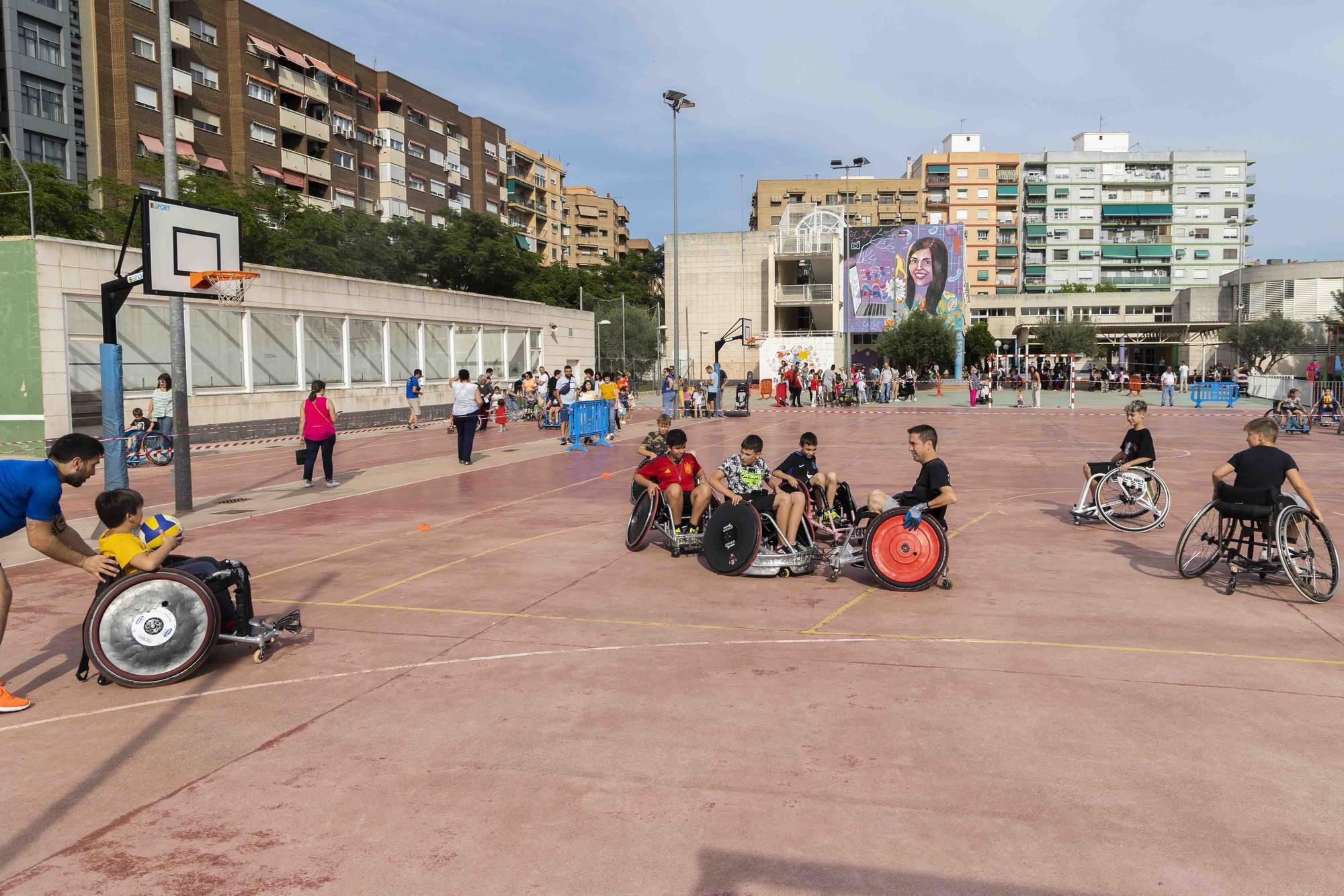 Así ha sido el día del deporte adaptado en el CEIP Tomás de Villaroya