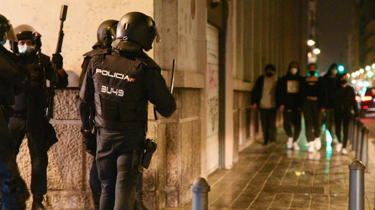 Cargas policiales en la segunda protesta por la detención de Pablo Hasél