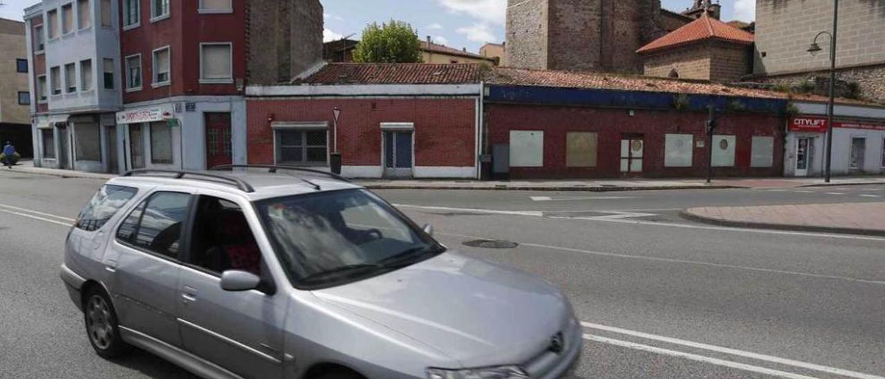 El entorno de la iglesia de los Padres Franciscanos, donde se ocultan vestigios de la antigua muralla.