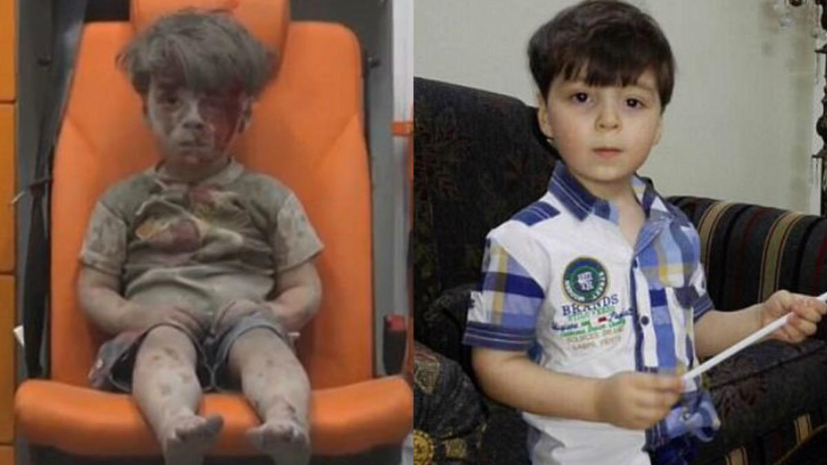 Omran Daqneesh, a la izquierda, el pasado agosto, tras un bombardeo en Alepo, y, a la derecha, en la actualidad.