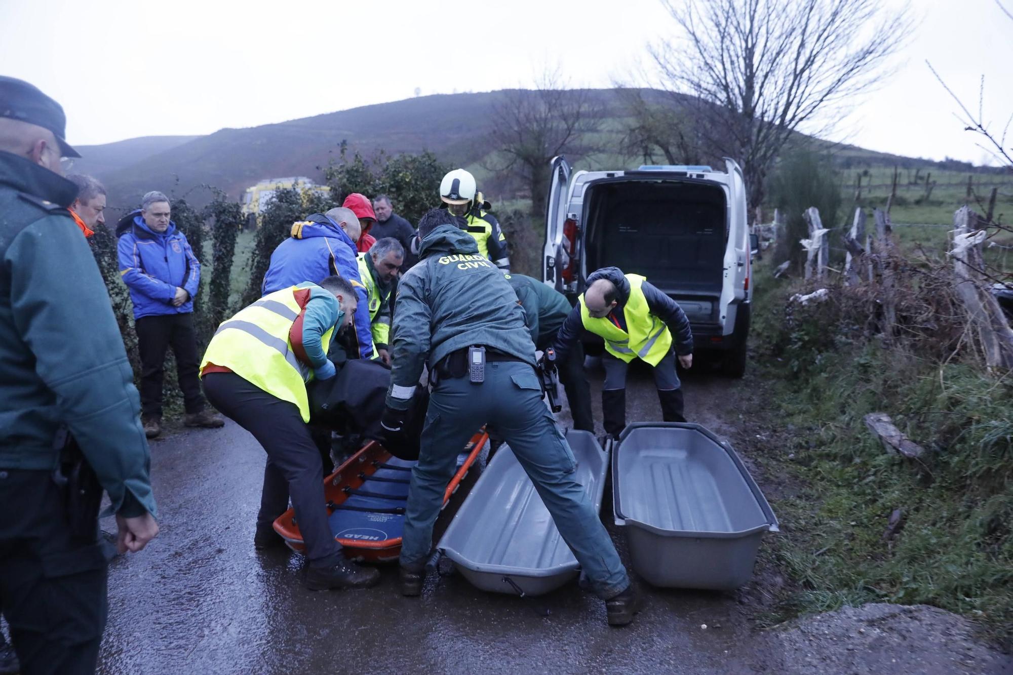 En imágenes | Trágico accidente de un todoterreno en Cangas del Narcea
