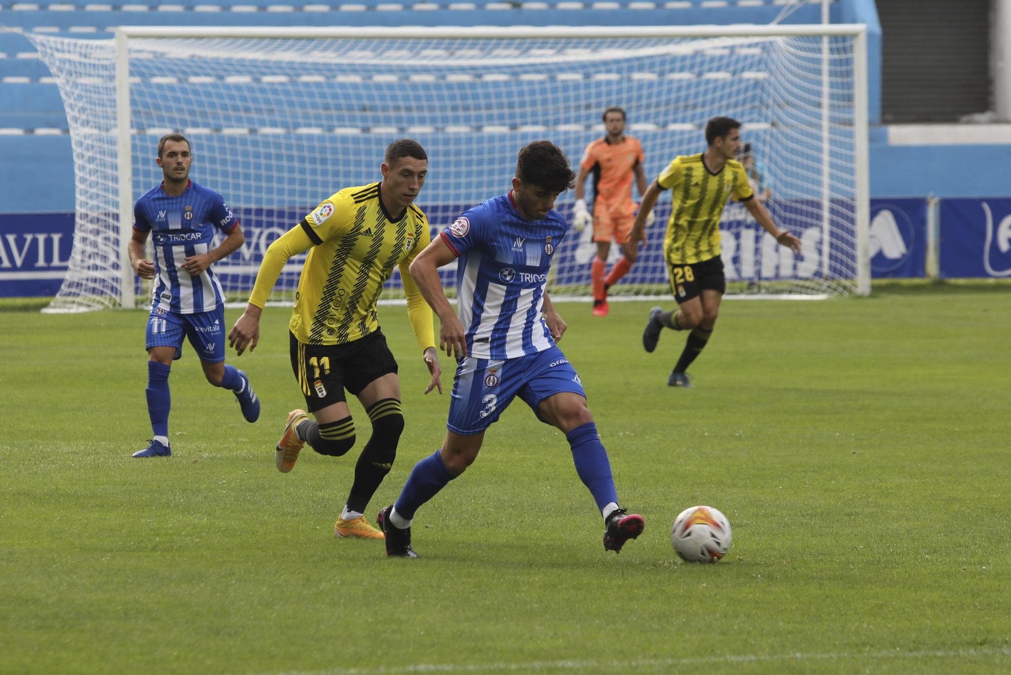 Las imágenes del partido del Oviedo contra el Avilés