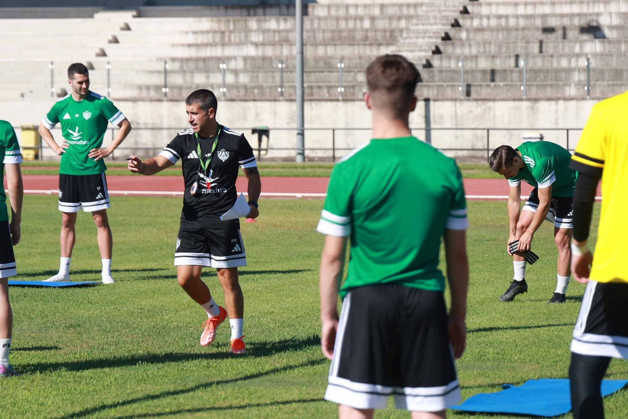 Primer entrenamiento del Cacereño 2025-2026