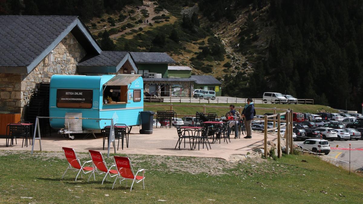 Una família esmorzant a Vallter