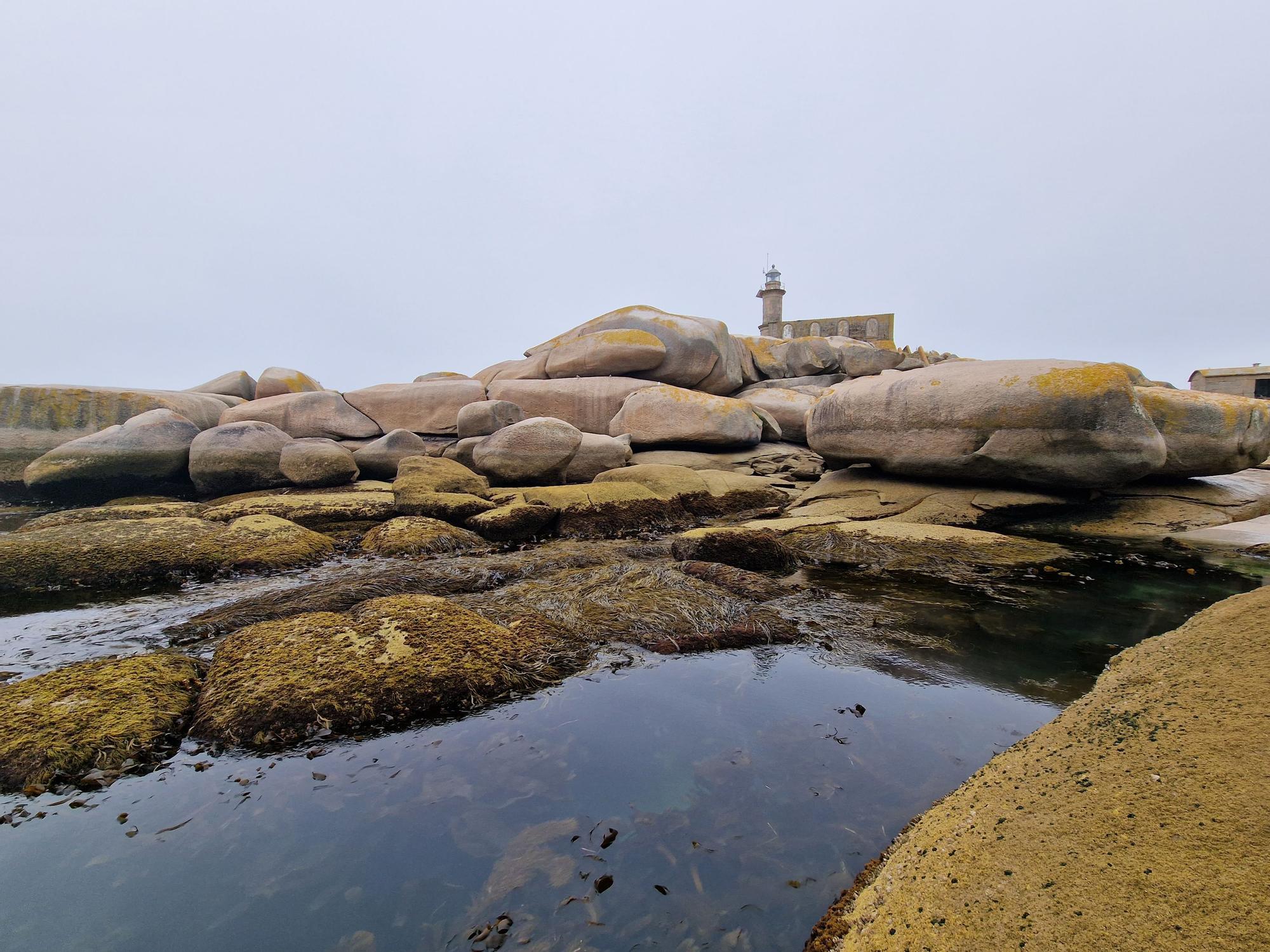 De visita en las Islas Atlánticas de Galicia a bordo del aula flotante "Chasula".