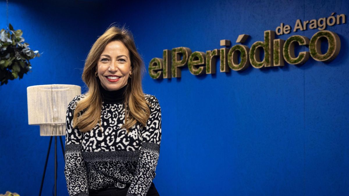 La alcaldesa de Zaragoza, Natalia Chueca, en la redacción de EL PERIÓDICO DE ARAGÓN el pasado mes de enero.