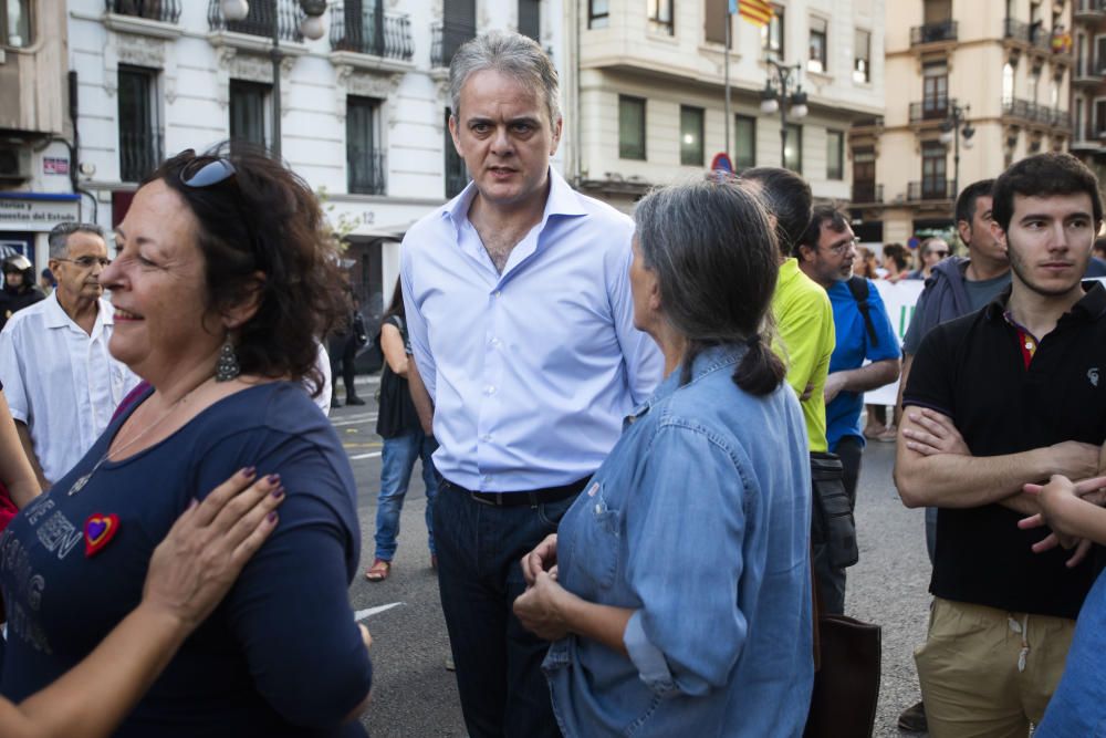 Manifestación 9 d'Octubre Valencia: tensión y altercados