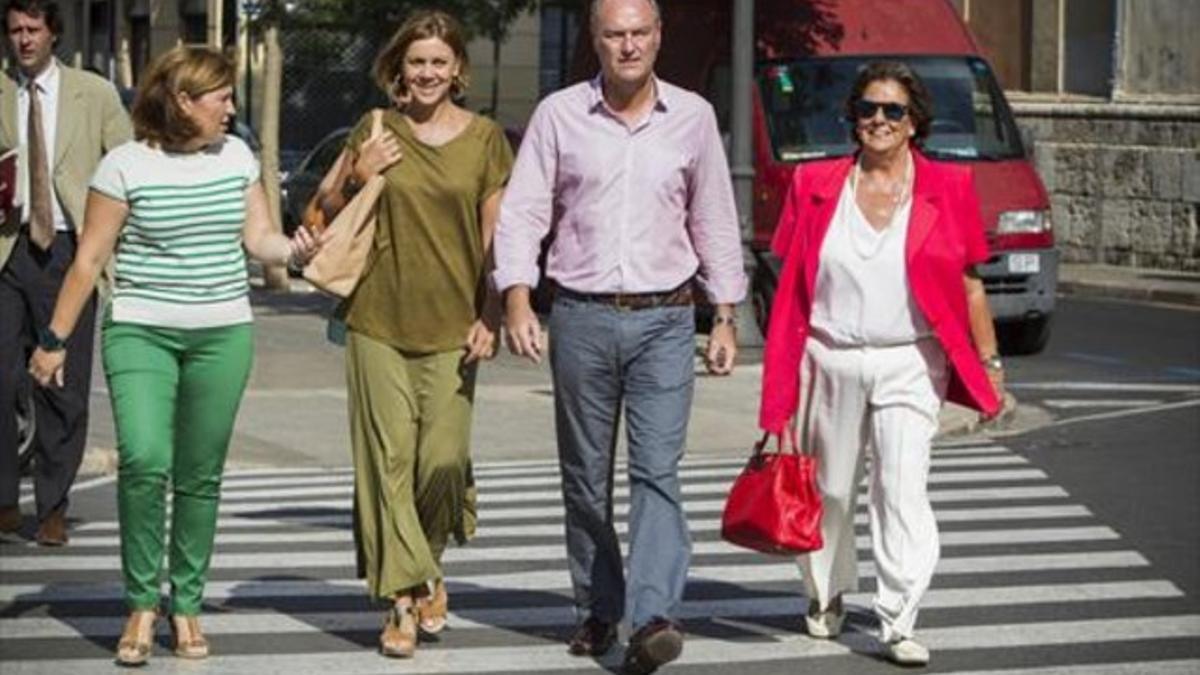 Bonig, Cospedal, Fabra y Barberá, ayer en Valencia.