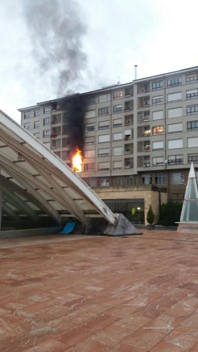 Incendio en un edificio de La Losa en Oviedo