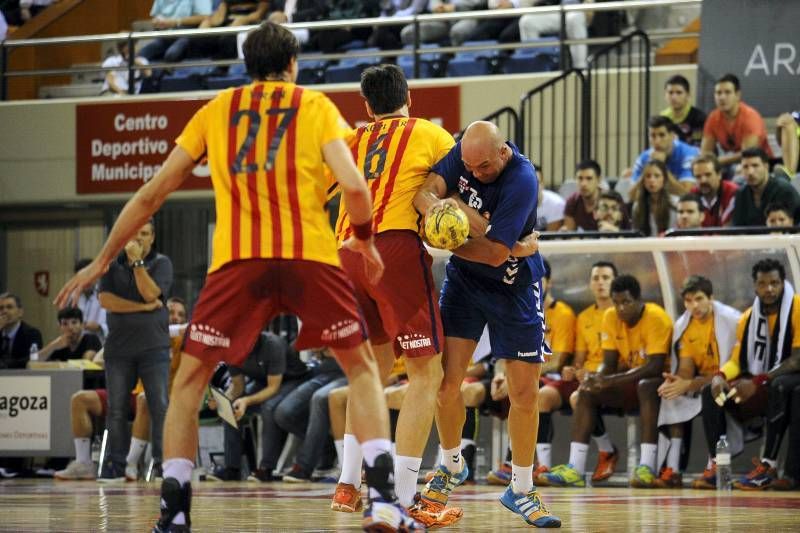 Fotogalería del BM Aragón contra el Barcelona