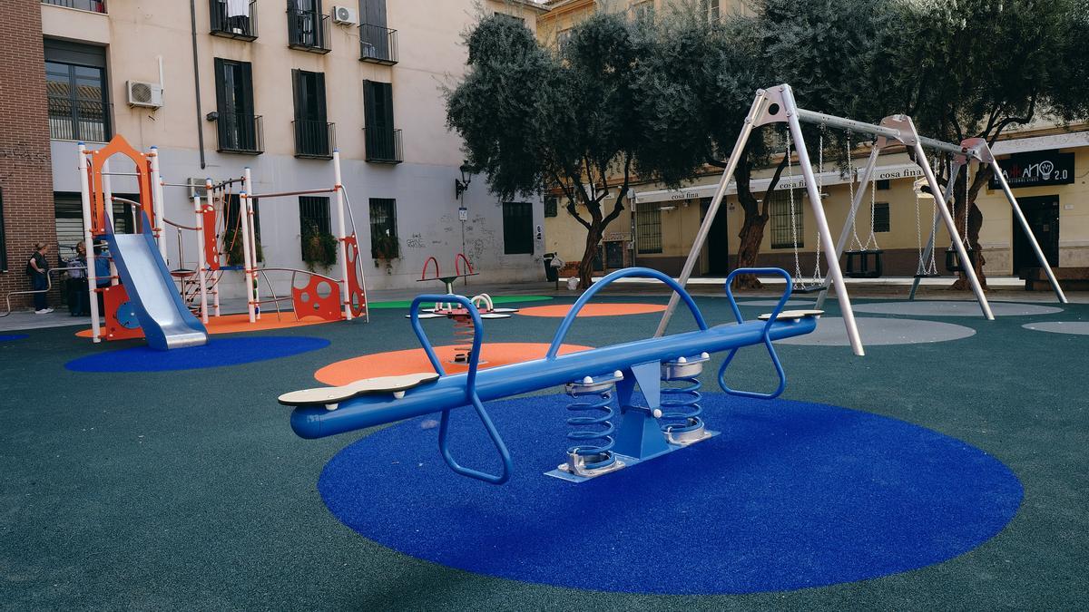 Vista del nuevo parque de las Cofradías, en el Centro.