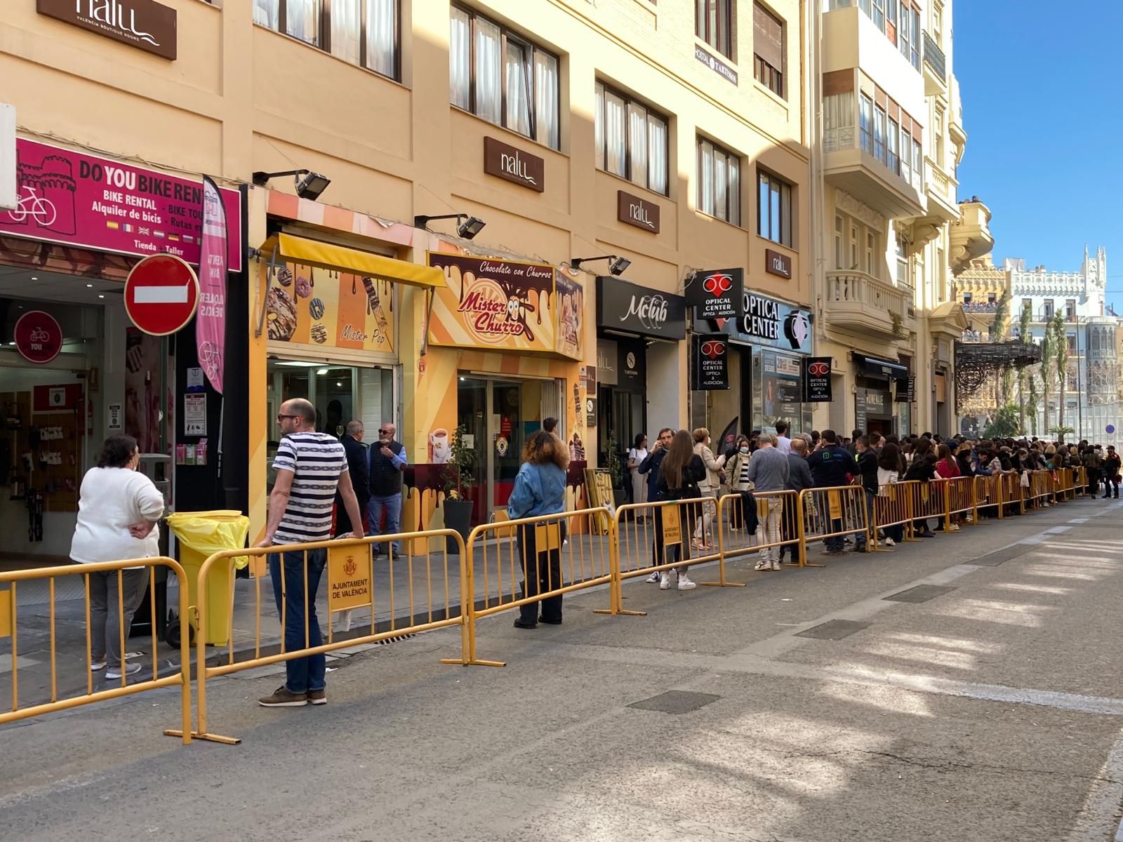 Fallas 2022. Palco del día 1. La ciudad, a sus pies